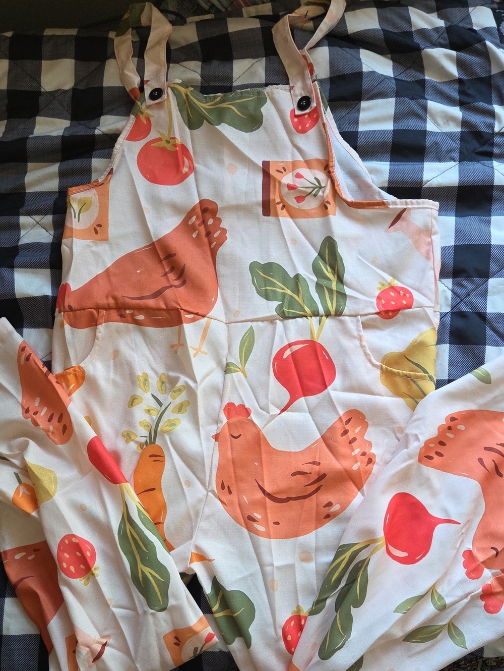 NWOT- So MUCH FUN! Women's Chicken & Veggie Print Overalls - White/Orange